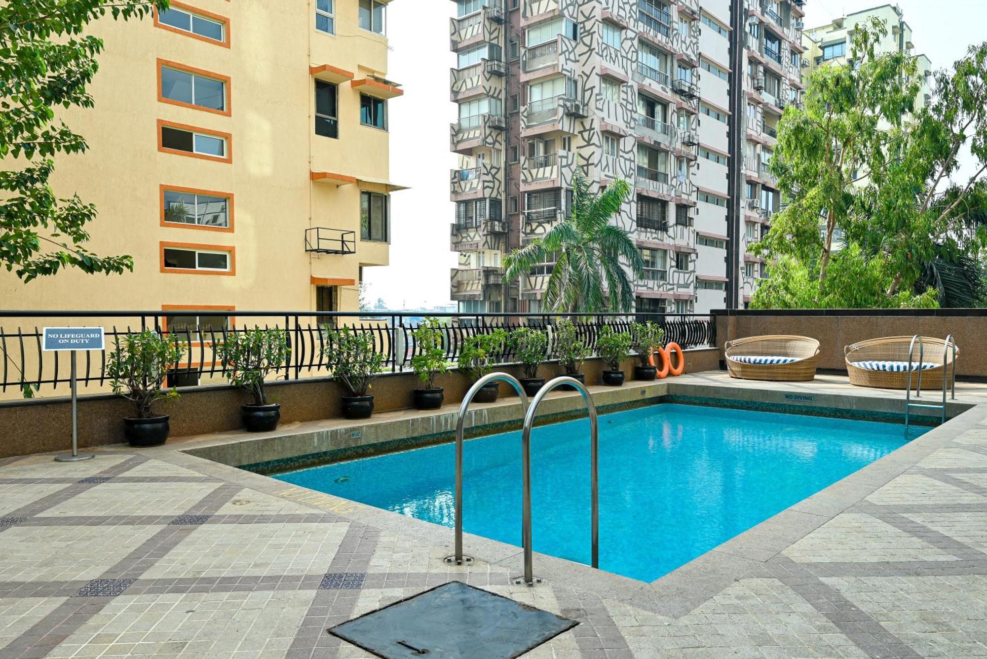 Fariyas Hotel Mumbai , Colaba Exterior photo